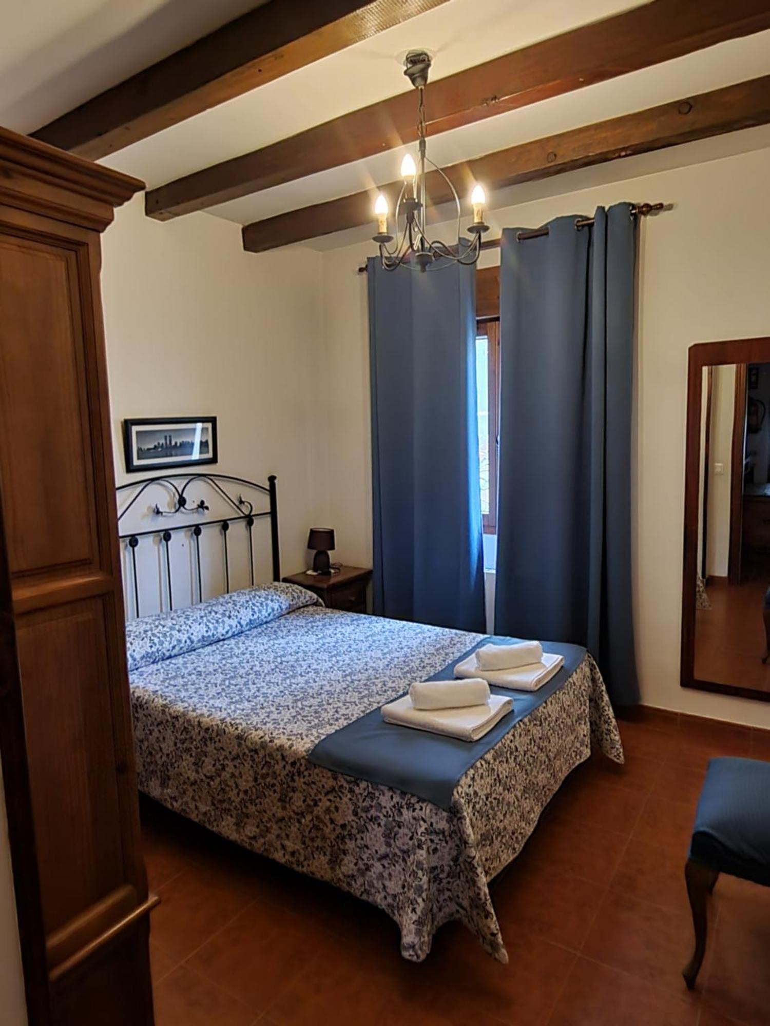 Casas Rurales Tio Claudio I Y II El Barraco ภายนอก รูปภาพ