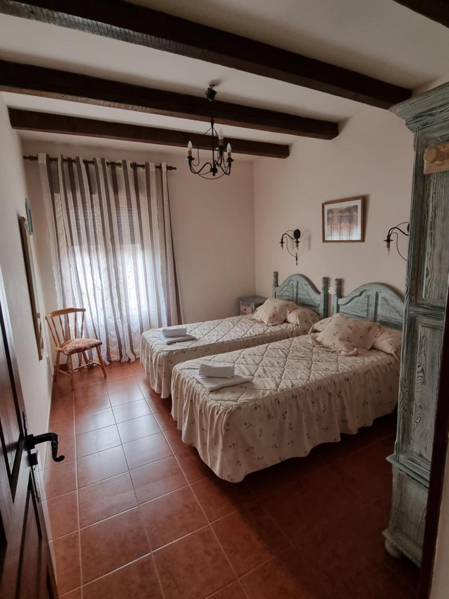 Casas Rurales Tio Claudio I Y II El Barraco ภายนอก รูปภาพ